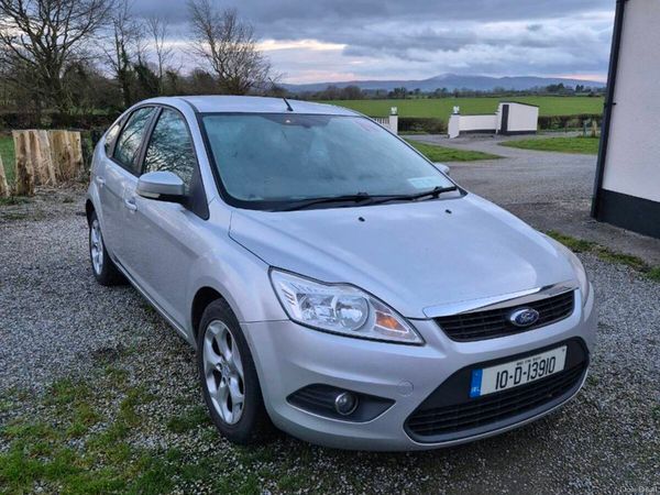 Ford Focus Hatchback, Diesel, 2010, Silver