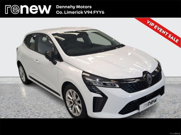 Renault Clio Hatchback, Petrol, 2024, White