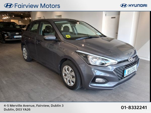 Hyundai i20 Hatchback, Petrol, 2019, Grey