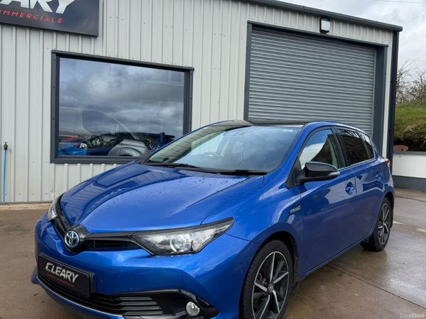 Toyota Auris Hatchback, Petrol Hybrid, 2018, Blue