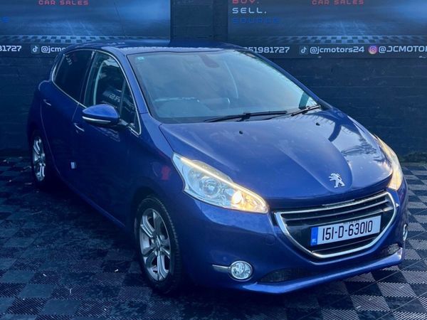 Peugeot 208 Hatchback, Petrol, 2015, Blue