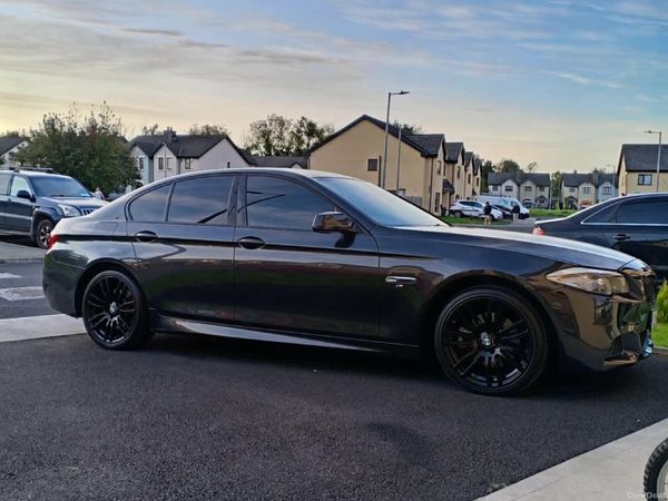 BMW 5-Series Saloon, Diesel, 2012, Grey