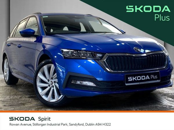 Skoda Octavia Estate, Petrol, 2022, Blue