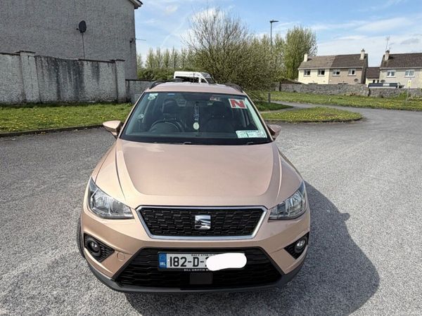 SEAT Arona SUV, Diesel, 2018, Purple