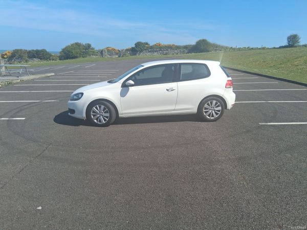 Volkswagen Golf Hatchback, Diesel, 2012, White