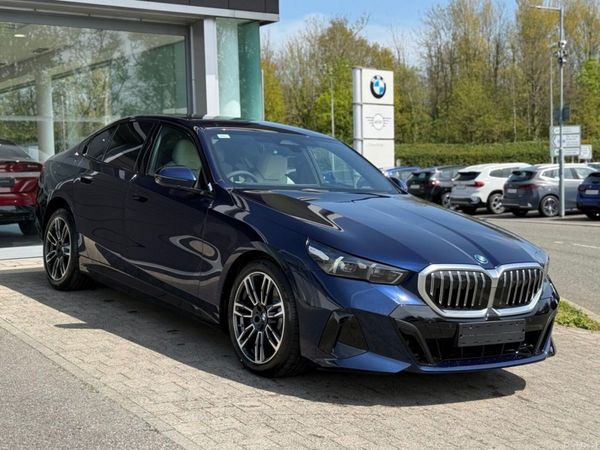 BMW 5-Series Saloon, Petrol Plug-in Hybrid, 2026, Blue