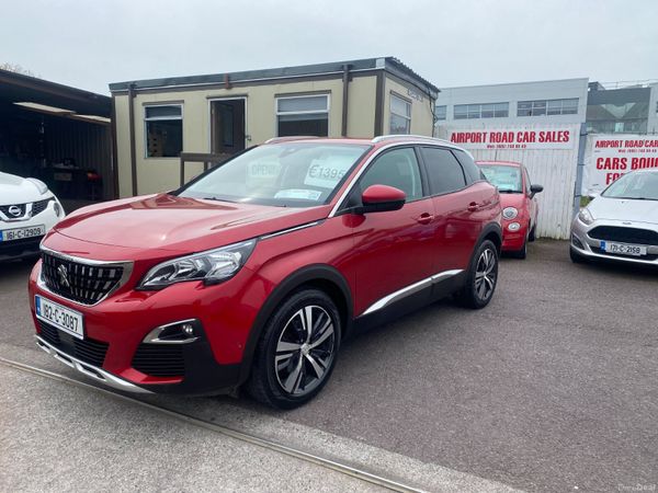 Peugeot 3008 MPV, Petrol, 2018, Red