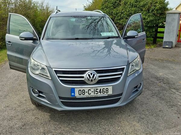 Volkswagen Tiguan SUV, Petrol, 2008, Grey