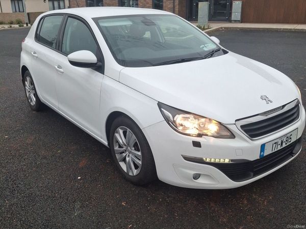 Peugeot 308 Hatchback, Diesel, 2017, White