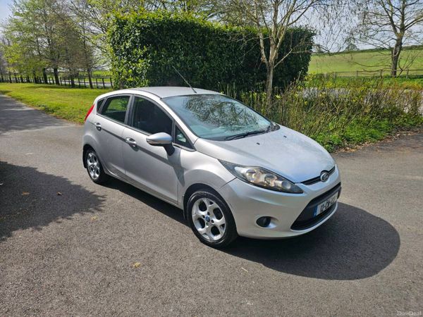 Ford Fiesta Hatchback, Petrol, 2012, Silver