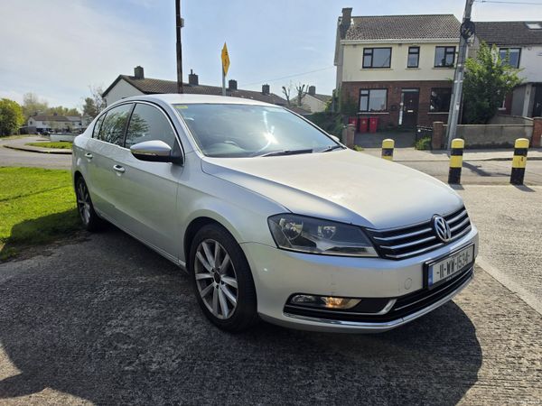 Volkswagen Passat Saloon, Diesel, 2011, Silver