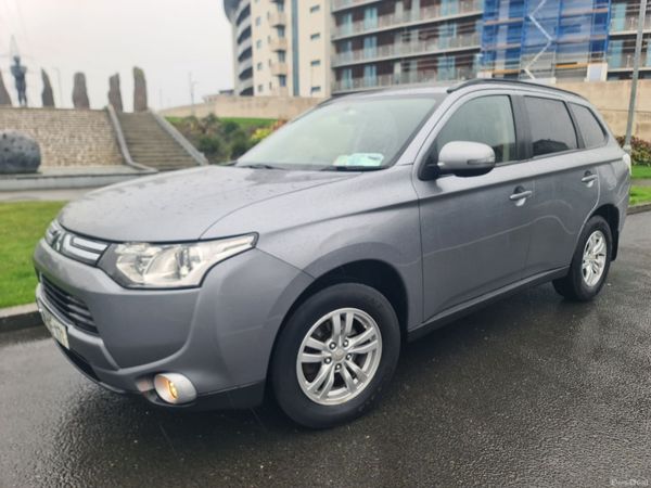 Mitsubishi Outlander SUV, Diesel, 2014, Grey