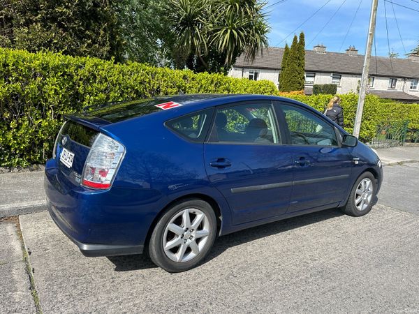 Toyota Prius Hatchback, Petrol Hybrid, 2008, Blue