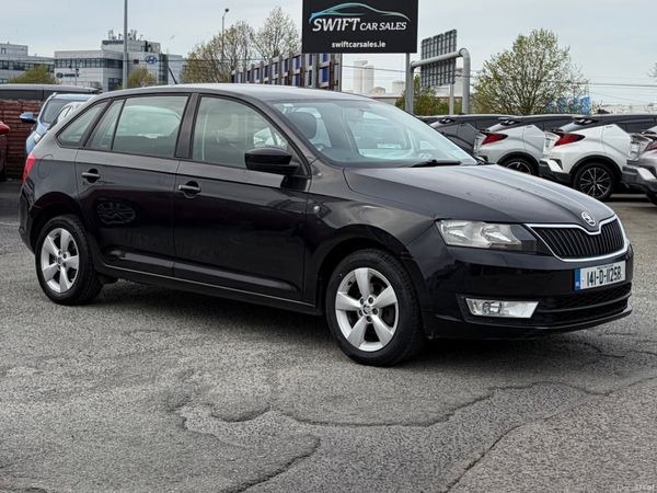 Skoda Rapid Hatchback, Petrol, 2014, Black