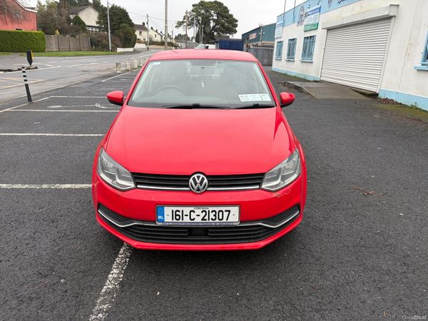 Volkswagen Polo Hatchback, Petrol, 2016, Red