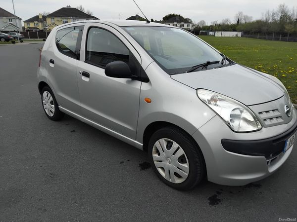 Nissan Pixo Hatchback, Petrol, 2011, Silver