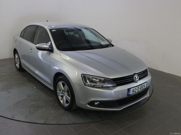 Volkswagen Jetta Saloon, Diesel, 2014, Silver