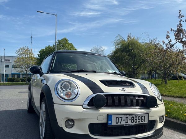 Mini Cooper Hatchback, Petrol, 2007, White