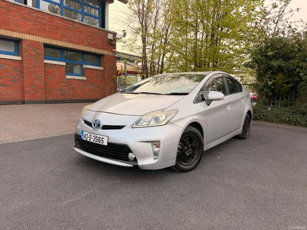 Toyota Prius Hatchback, Petrol Hybrid, 2014, Silver