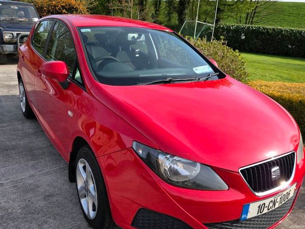 SEAT Ibiza Hatchback, Petrol, 2010, Red