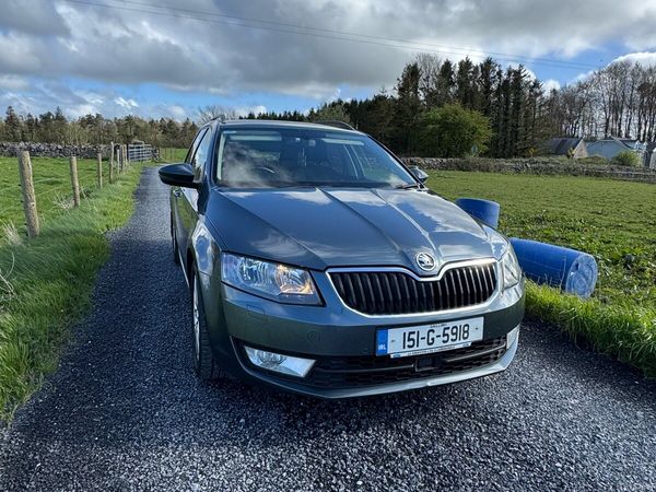 Skoda Octavia Estate, Diesel, 2015, Grey