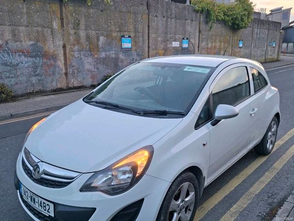 Vauxhall Corsa Hatchback, Petrol, 2014, White