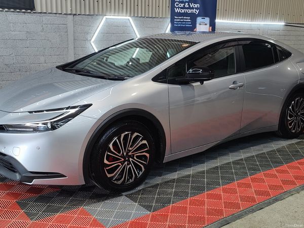 Toyota Prius Saloon, Petrol Hybrid, 2024, Silver