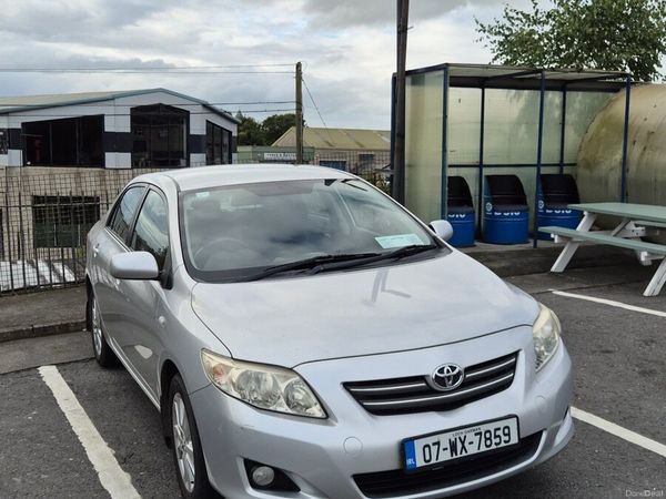 Toyota Corolla Saloon, Petrol, 2007, Silver