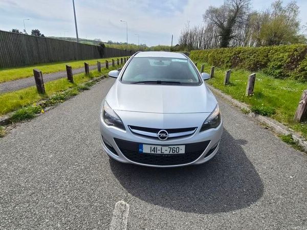 Opel Astra Estate, Diesel, 2014, Silver