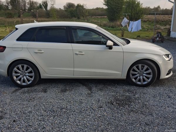 Audi A3 Hatchback, Diesel, 2014, White