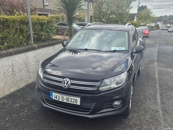 Volkswagen Tiguan SUV, Diesel, 2014, Black