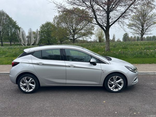 Opel Astra Hatchback, Diesel, 2016, Silver