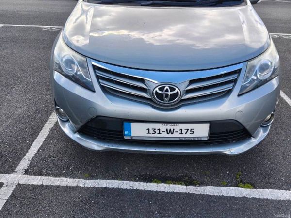 Toyota Avensis Saloon, Diesel, 2013, Grey