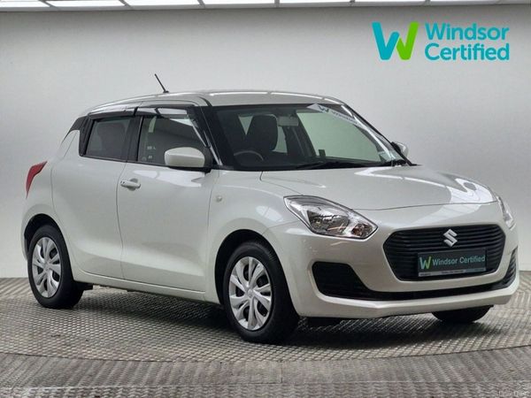 Suzuki Swift Hatchback, Petrol, 2018, Silver