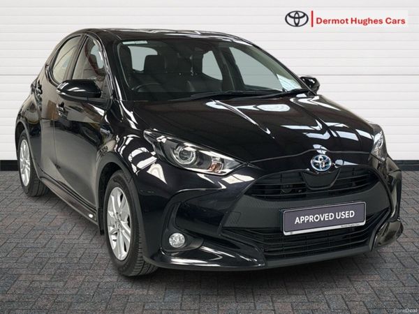 Toyota Yaris Hatchback, Petrol Hybrid, 2021, Black