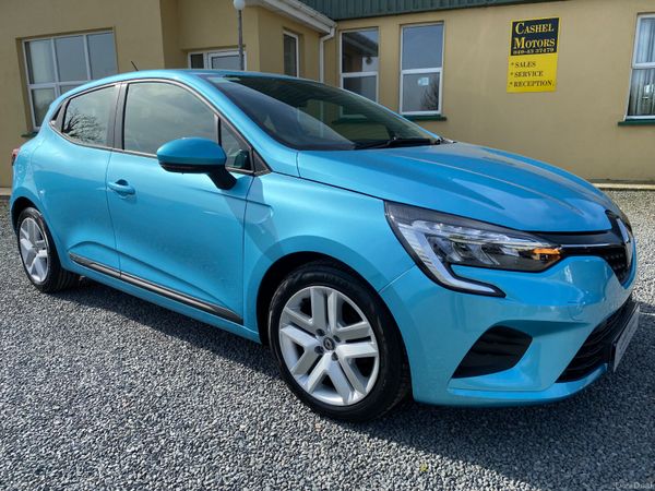 Renault Clio Hatchback, Petrol, 2022, Blue