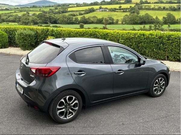 Mazda Mazda2 Hatchback, Petrol, 2015, Grey