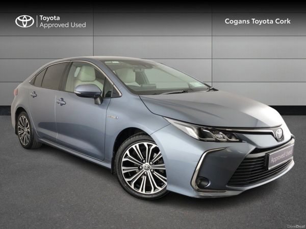 Toyota Corolla Saloon, Petrol Hybrid, 2022, Grey