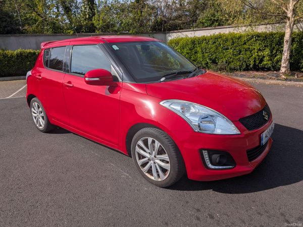 Suzuki Swift Hatchback, Petrol, 2014, Red