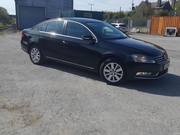 Volkswagen Passat Saloon, Diesel, 2013, Black