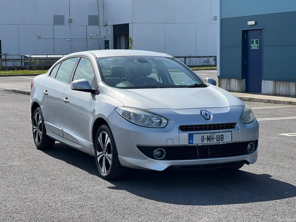 Renault Fluence Saloon, Diesel, 2011, Silver