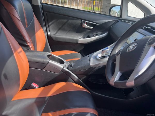 Toyota Prius Hatchback, Petrol Hybrid, 2016, Black