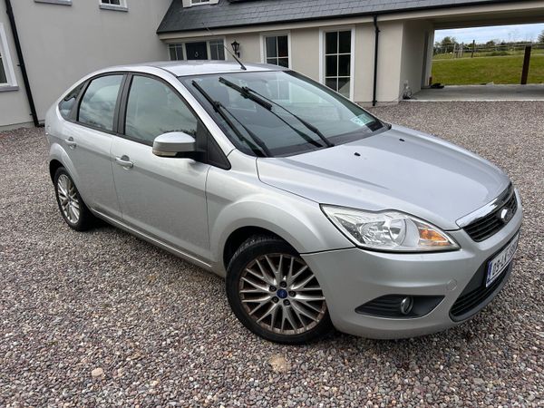 Ford Focus Hatchback, Diesel, 2009, Silver