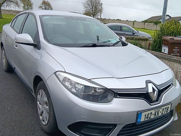 Renault Fluence Saloon, Diesel, 2014, Silver