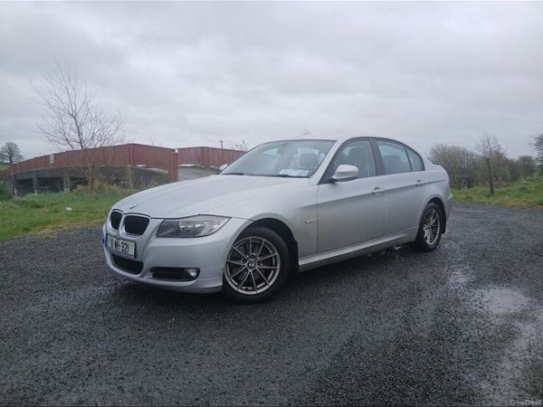 BMW 3-Series Saloon, Diesel, 2010, Silver
