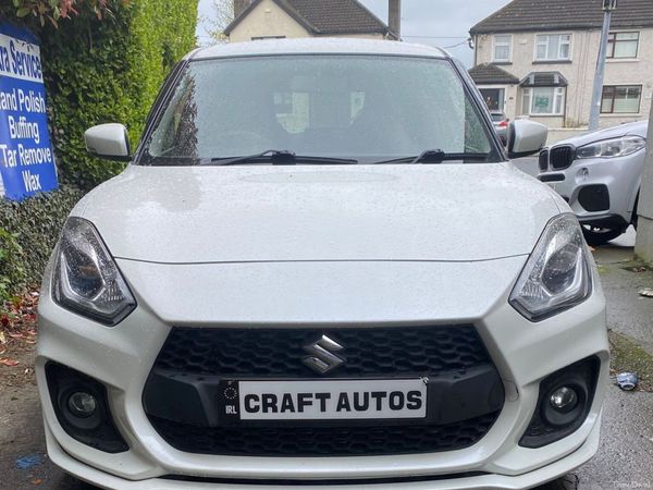 Suzuki Swift Hatchback, Petrol, 2020, White