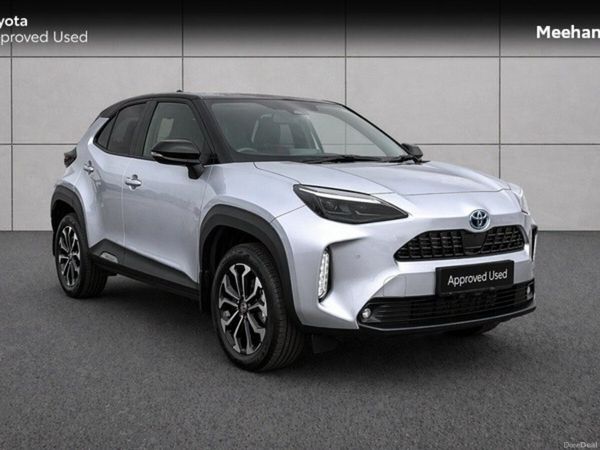 Toyota Yaris Cross Hatchback, Petrol Hybrid, 2024, Silver