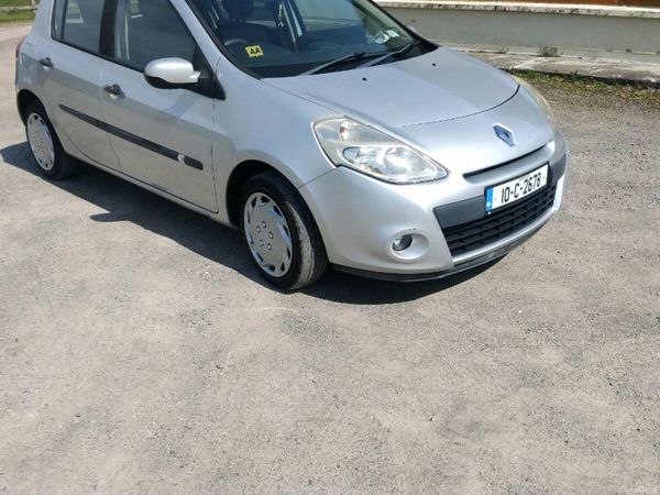 Renault Clio Hatchback, Ethanol Petrol, 2010, Silver
