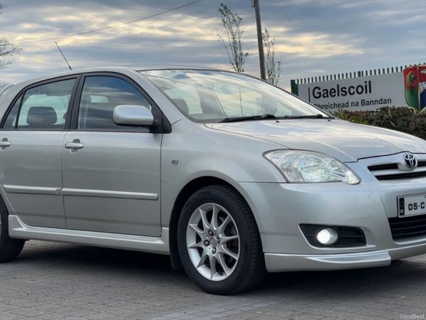 Toyota Corolla Hatchback, Diesel, 2005, Silver