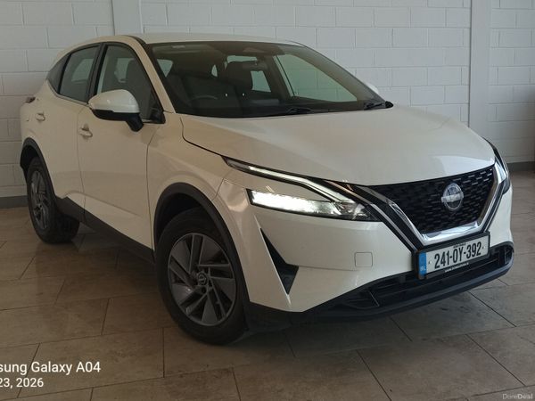 Nissan Qashqai MPV, Petrol, 2024, White